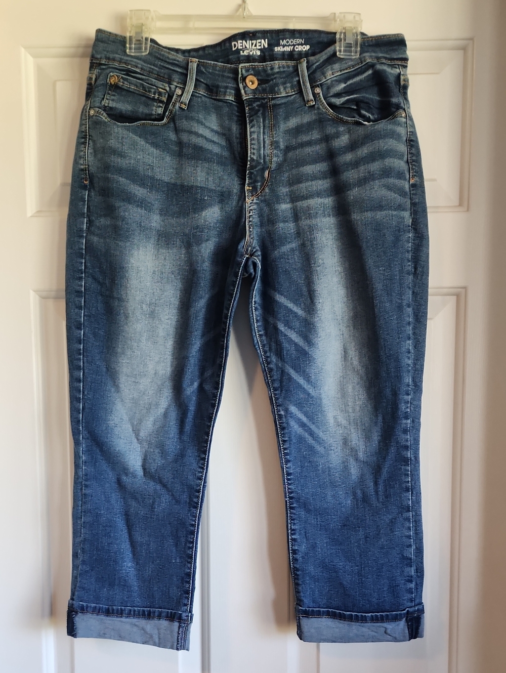 Women’s Blue Washed Modern Skinny Crop Jeans